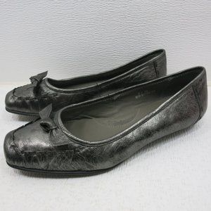 Born Orana Metallic Gray Leather Casual Flats Women's Comfort Foootwear Sz 39 8
